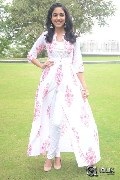 Ritu-Varma-at-Pelli-Choopulu-Movie-Press-Meet